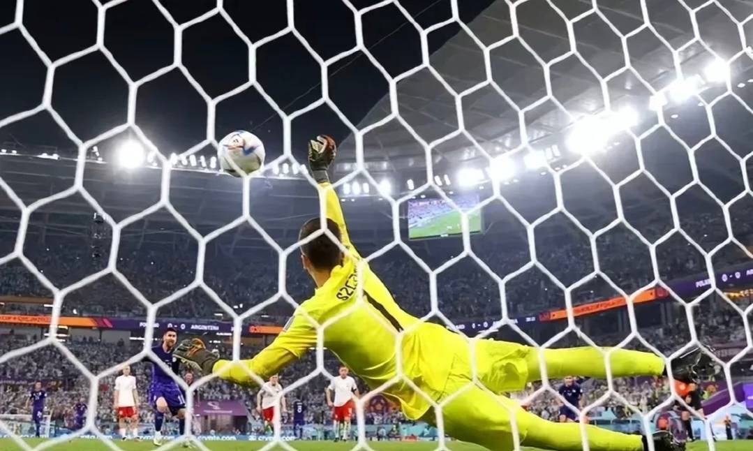 欧超杯赛程吃紧，曼城赛后复出首秀，态度坚定，阵容厚度经受考验(欧超杯皇马队对法兰克福)-电竞竞猜